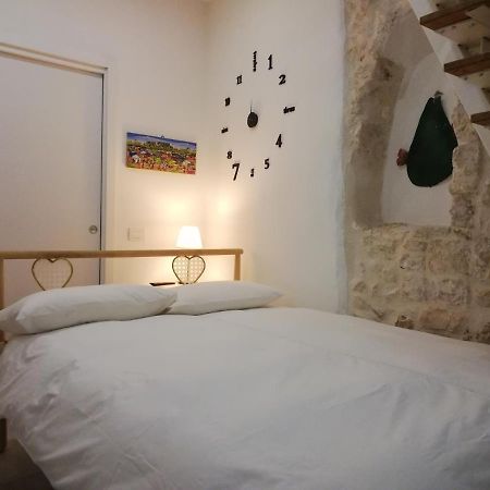 La Petite Maison Apartamento Conversano Exterior foto